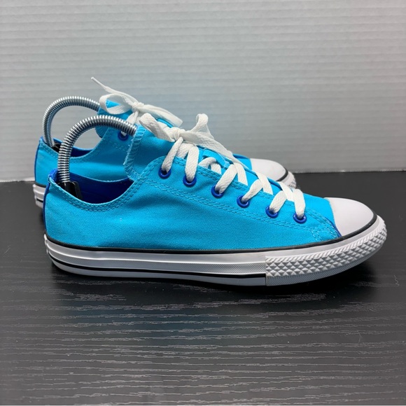 Bright blue double tab Converse youth Sz 5.5 - Picture 10 of 11